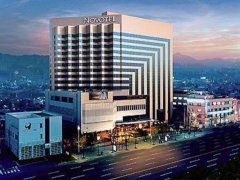 Novotel Ambassador Doksan Soul Exteriér fotografie