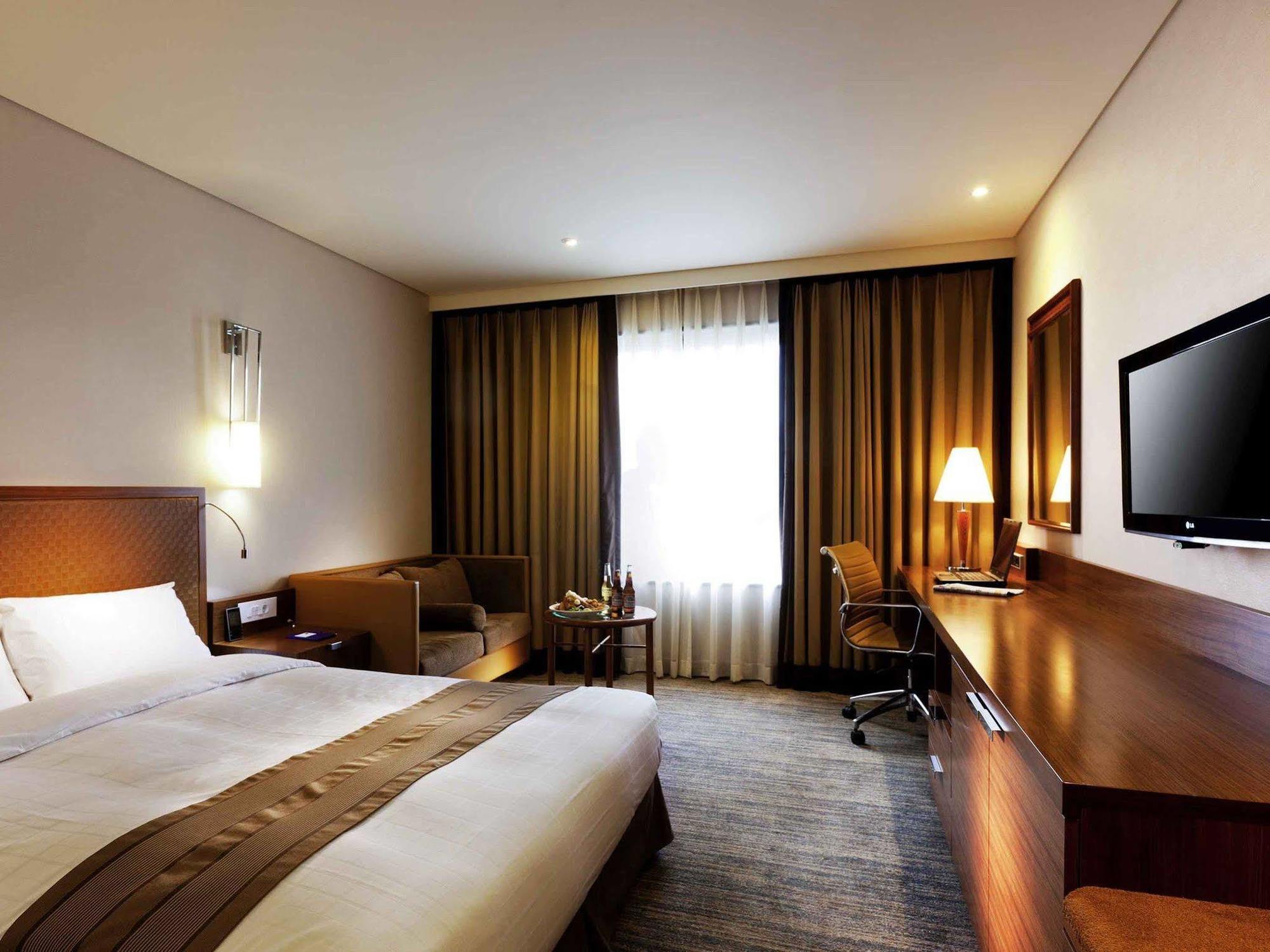 Novotel Ambassador Doksan Soul Exteriér fotografie